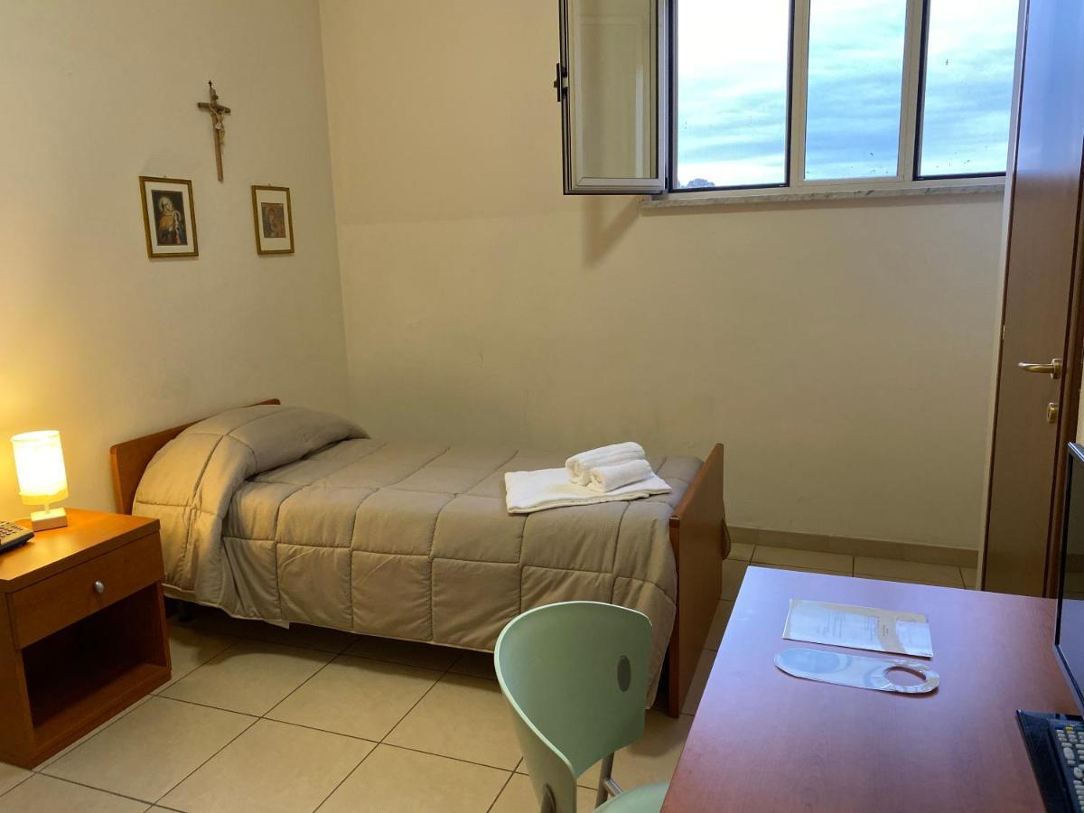 Casa Per Ferie Sant'Anna Hotel Матера Екстериор снимка